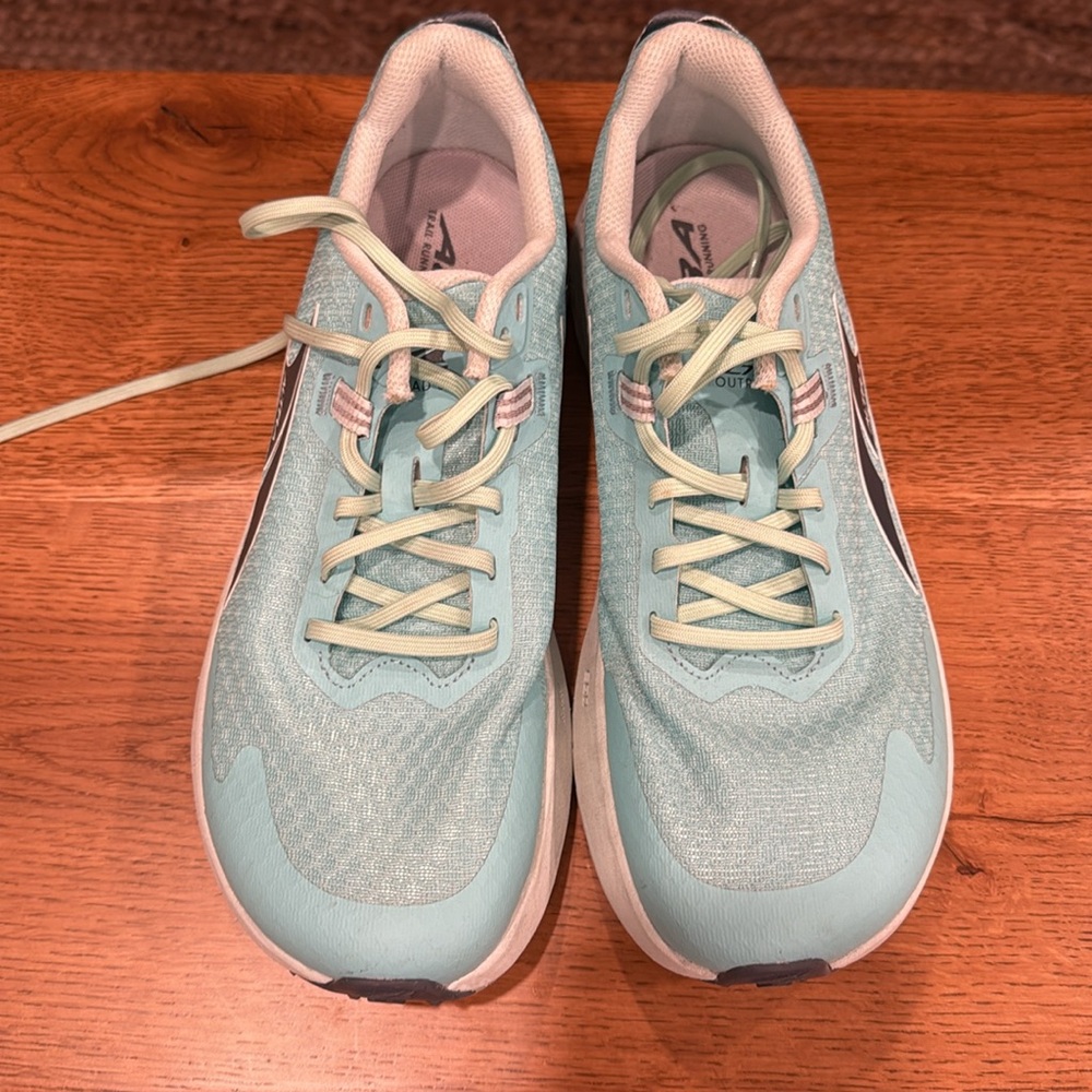 Altra trail running ladies 9.5 - Picture 5 of 11